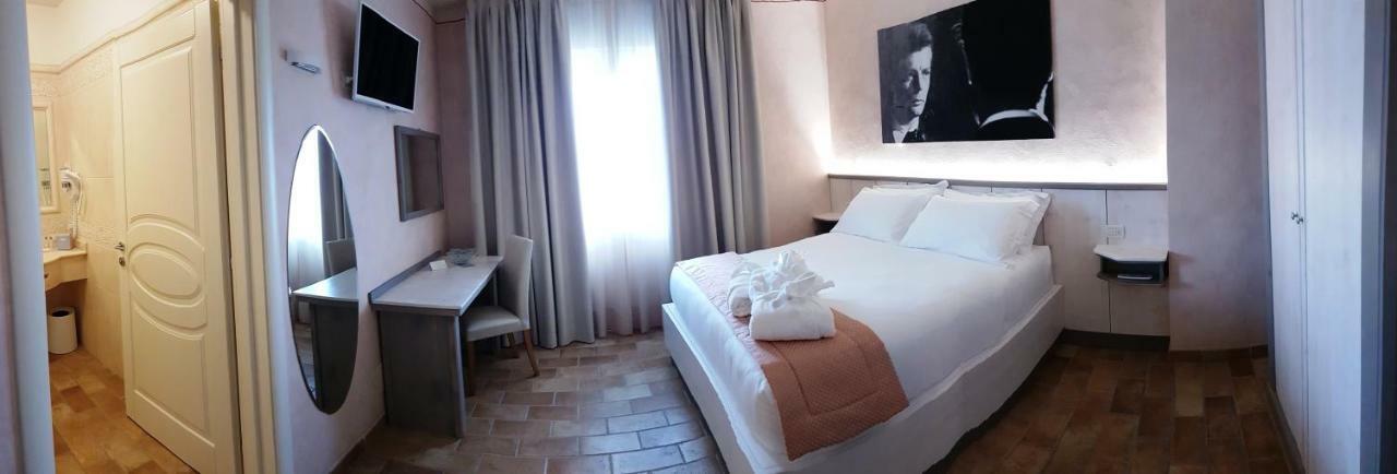 Hotel Locanda Dolce Vita Сан-Дона-ді-П'яве Екстер'єр фото